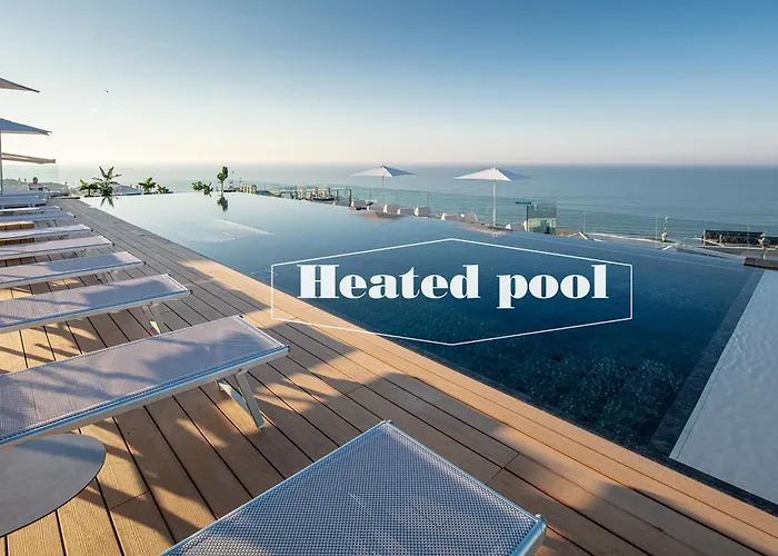 One Caorle - & ApartmentsAlbergo